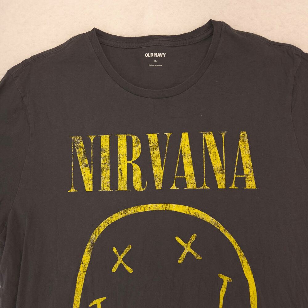 Nirvana Band Casual Crew Neck Graphic Shirt Adult Mens Size XL Black Yellow
